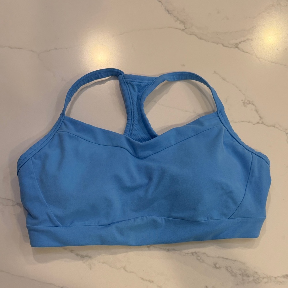Athleta Women's aqua Blue Sports Bra size medium (medium support)